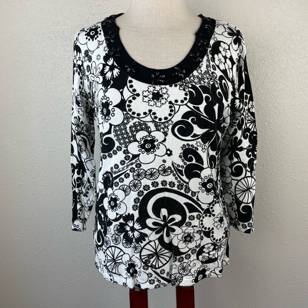 EUC Multiples Womens 3/4 Sleeve Foral Black and White Top Size M